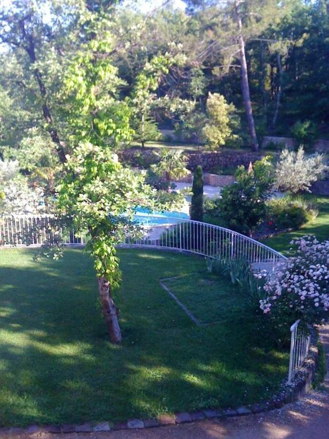 Villa Spacieuse Avec Piscine A Saint Maximin Zewnętrze zdjęcie