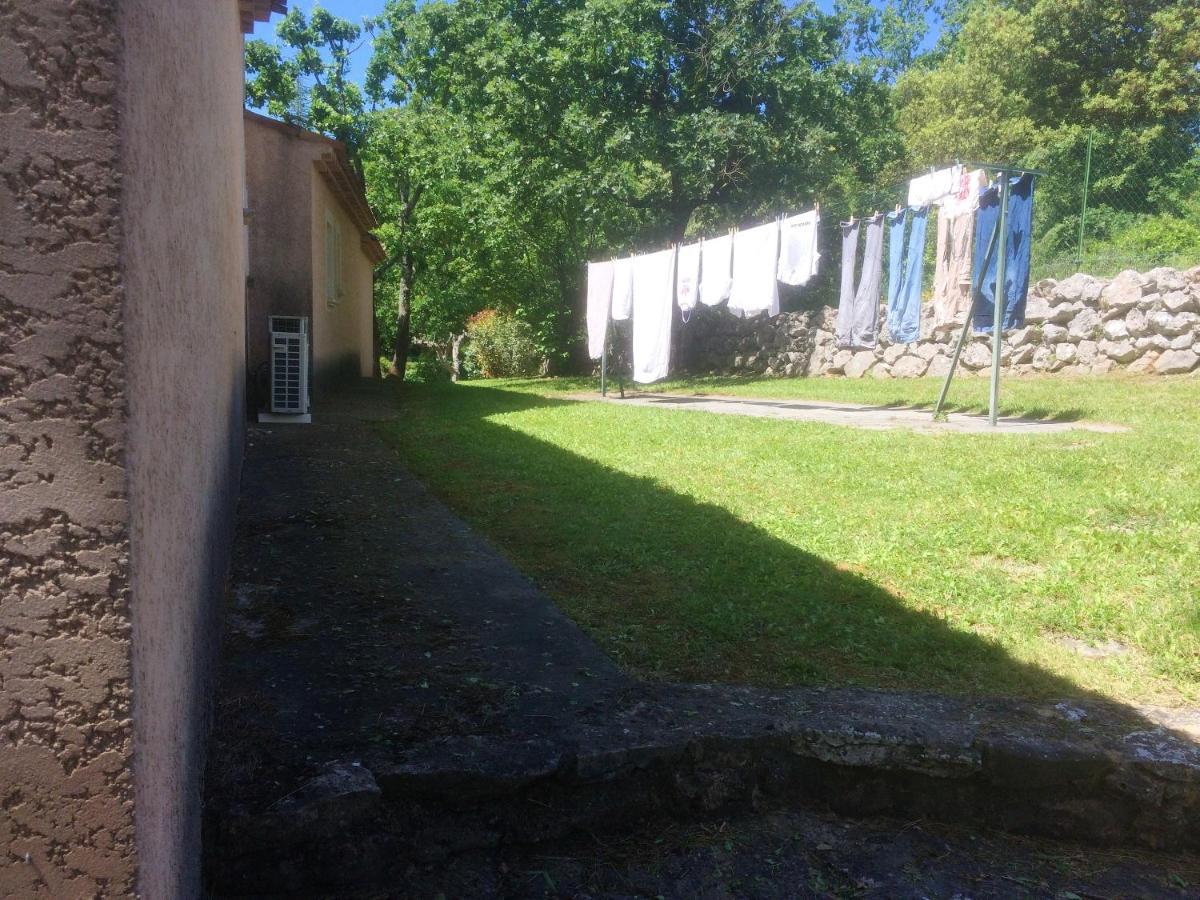 Villa Spacieuse Avec Piscine A Saint Maximin Zewnętrze zdjęcie